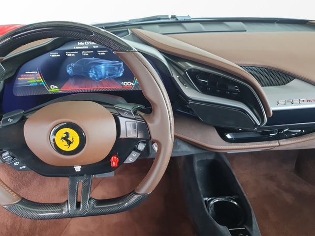 Ferrari SF90 (Bild 10)