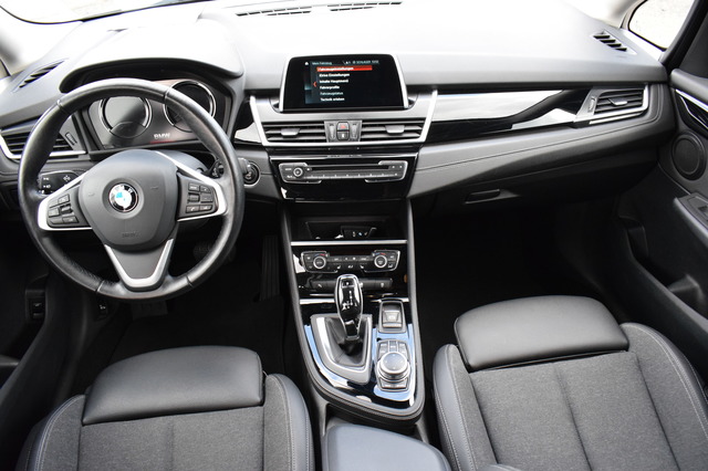 BMW 218 Gran Tourer (Bild 11)