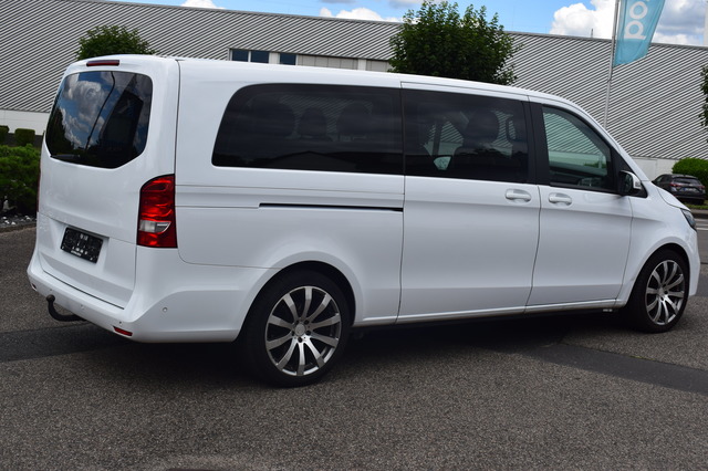 Mercedes-Benz V 220 (Bild 3)