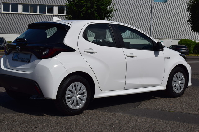 Toyota Yaris (Bild 21)