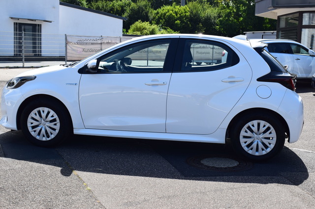 Toyota Yaris (Bild 22)