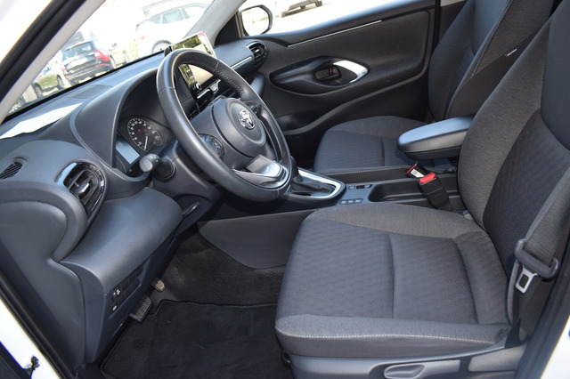 Toyota Yaris (Bild 8)