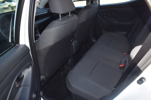 Toyota Yaris (Bild 13)