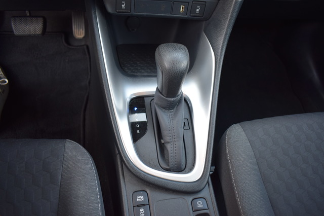 Toyota Yaris (Bild 11)