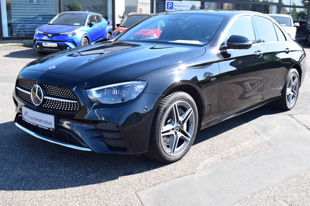 Mercedes-Benz E 300 (Bild 5)