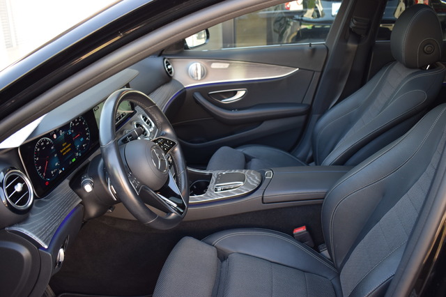 Mercedes-Benz E 300 (Bild 17)