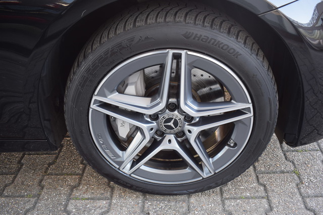 Mercedes-Benz E 300 (Bild 14)