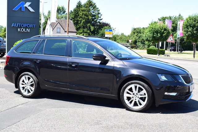 Skoda Octavia (Bild 17)