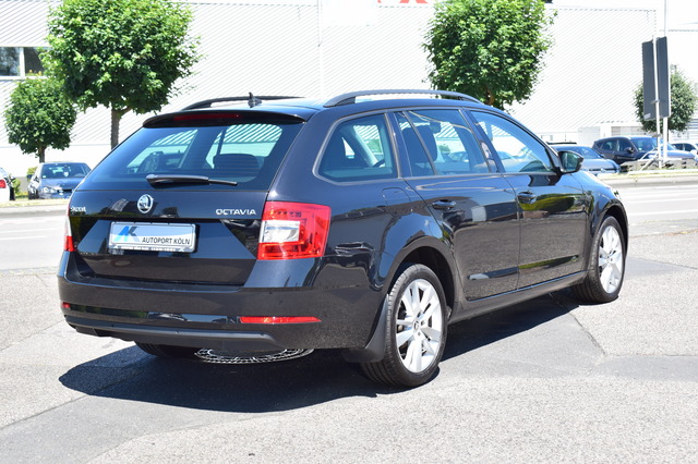 Skoda Octavia (Bild 3)