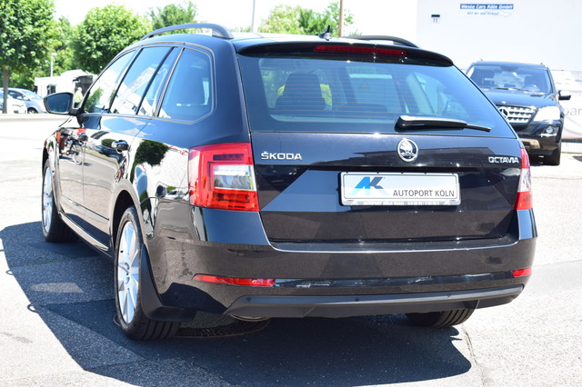 Skoda Octavia (Bild 4)
