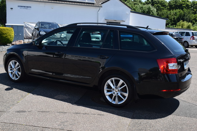 Skoda Octavia (Bild 20)