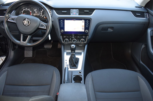 Skoda Octavia (Bild 6)