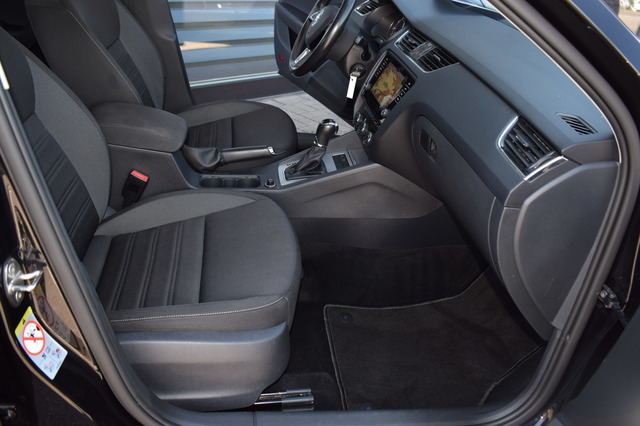 Skoda Octavia (Bild 12)