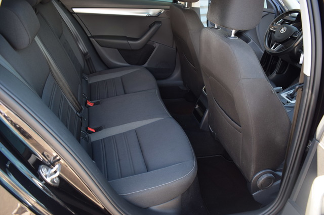 Skoda Octavia (Bild 13)