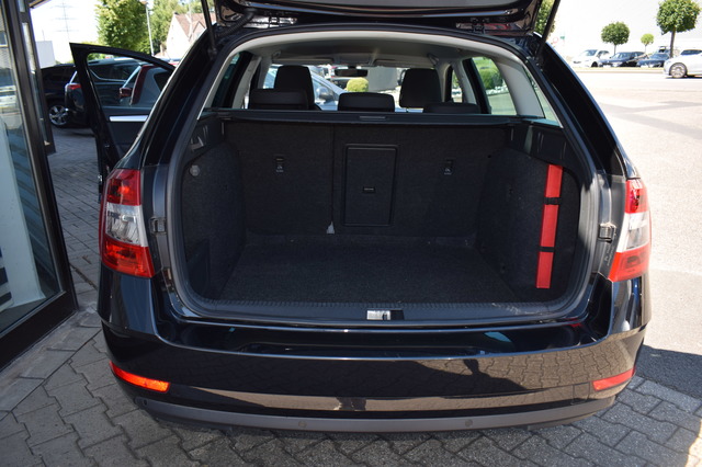 Skoda Octavia (Bild 28)