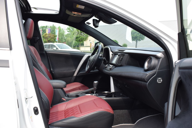 Toyota RAV 4 (Bild 8)