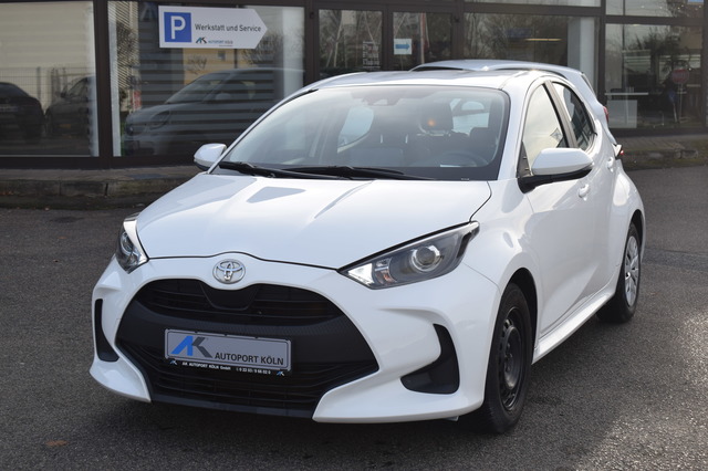 Toyota Yaris (Bild 16)