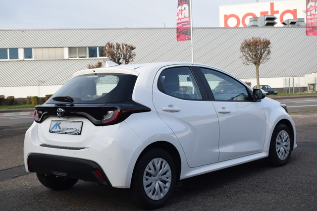 Toyota Yaris (Bild 18)