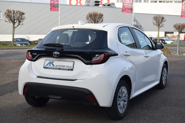 Toyota Yaris (Bild 5)