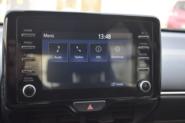 Toyota Yaris (Bild 12)