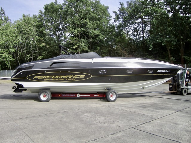 Lamborghini PERFORMANCE 1201 Offshoreboot (Bild 2)