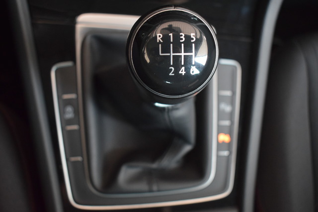 Volkswagen Golf VII (Bild 15)