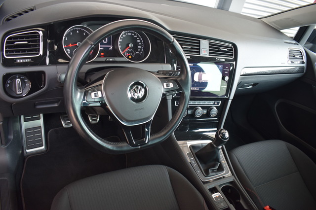 Volkswagen Golf VII (Bild 8)