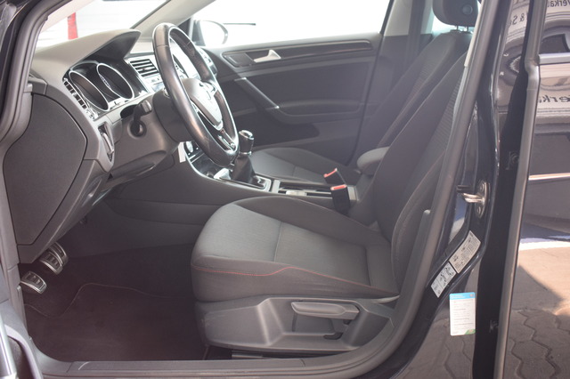 Volkswagen Golf VII (Bild 30)