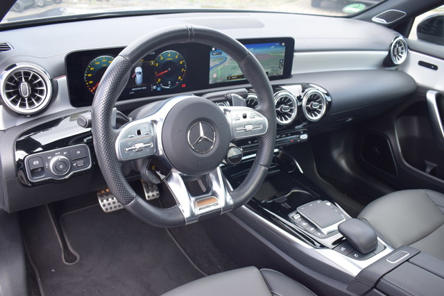 Mercedes-Benz A 45 S AMG (Bild 6)
