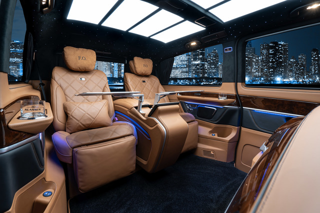 KLASSEN Mercedes-Benz V-Class VIP. V 300 | KLASSEN Luxury VIP Cars and Vans. MVV_1444