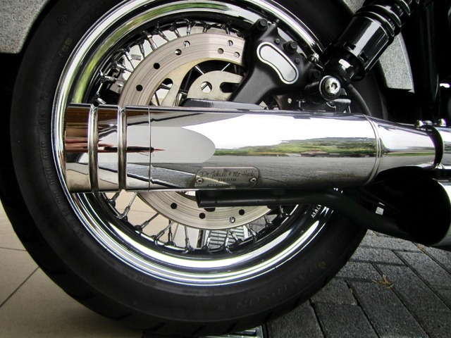Harley-Davidson DYNA Street Bob  CUSTOM SPEZIAL Verkauft Sold ! (Bild 18)