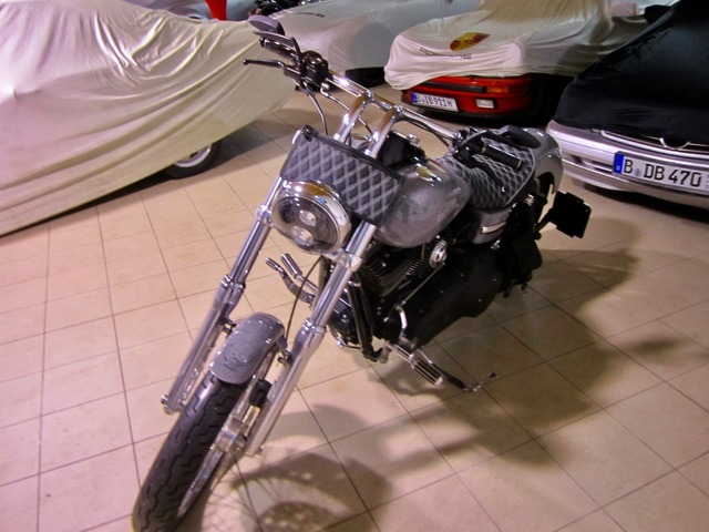 Harley-Davidson DYNA Street Bob  CUSTOM SPEZIAL Verkauft Sold !