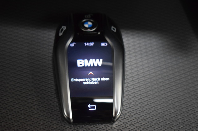 BMW 520 (Bild 10)