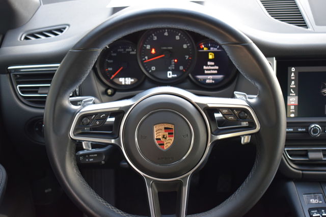 Porsche Macan (Bild 8)