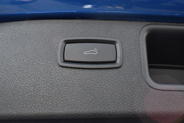 Porsche Macan (Bild 16)
