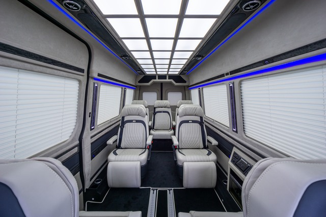 KLASSEN Mercedes-Benz Sprinter VIP. 319 Business Luxury BUS VIP 7+1+1 w907. MSV_1430