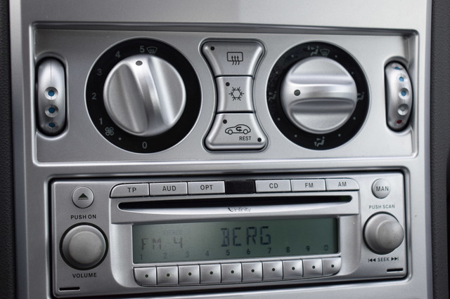 Chrysler Crossfire (Bild 12)