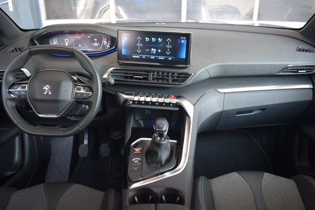 Peugeot 5008 (Bild 6)