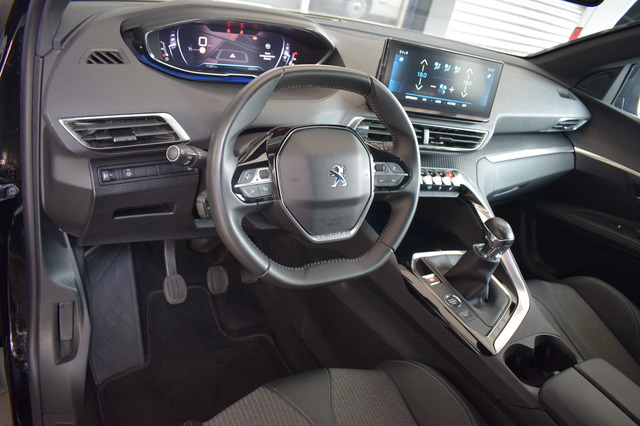 Peugeot 5008 (Bild 8)