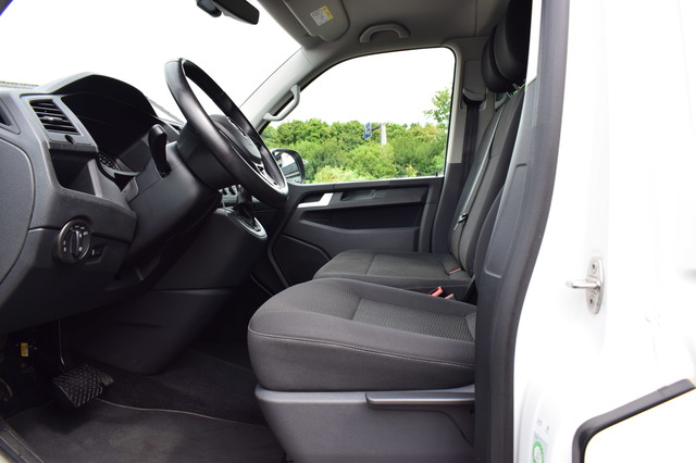 Volkswagen T6 Caravelle (Bild 15)