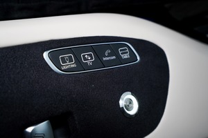 KLASSEN Mercedes-Benz V-Class VIP. V 300 | Luxury VIP First Class VAN. MVE_1594
