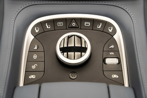 KLASSEN Mercedes-Benz V-Class VIP. V300 vip EDITION 2024 Luxury VIP Van. MVV_1663