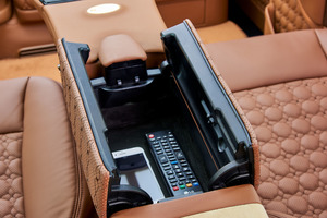 KLASSEN Mercedes-Benz V-Class VIP. V 300 d | LUXUS BUSINESS VAN VIP. MVD_1338