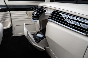 KLASSEN Mercedes-Benz V-Class VIP. V 300 Luxury VIP Business VAN - 2024. MVV_1649