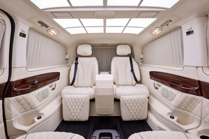 KLASSEN Mercedes-Benz V-Class VIP. V 300 d | KLASSEN Luxury VIP Cars and Va. MVA_1344