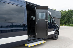 KLASSEN Mercedes-Benz Sprinter VIP. 519 524 Luxury  VIP Armoured Bulletproof. MSD_1456