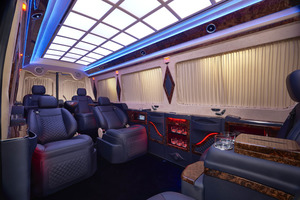 KLASSEN Mercedes-Benz Sprinter VIP. 519 PRIVATE JET VAN, LUXURY VIP. MSD_1341
