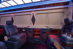 KLASSEN Mercedes-Benz Sprinter VIP. 519 PRIVATE JET VAN, LUXURY VIP. MSD_1341