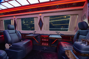 KLASSEN Mercedes-Benz Sprinter VIP. 519 PRIVATE JET VAN, LUXURY VIP. MSD_1341