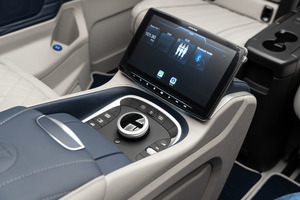 KLASSEN Mercedes-Benz V-Class VIP. V 300 | Rollende Luxus-Lounge: VIP VAN. MVV_1526